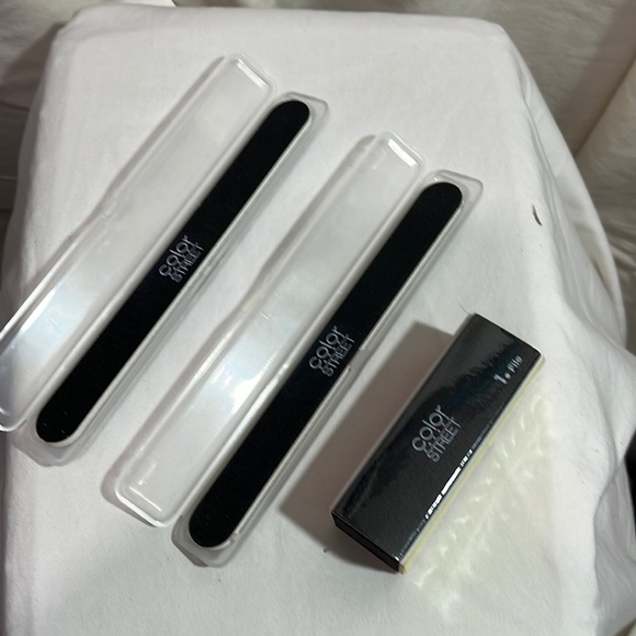 Color Street Nail Files (2 long nail files in case and 1 Nail Square File) - Picture 1 of 1